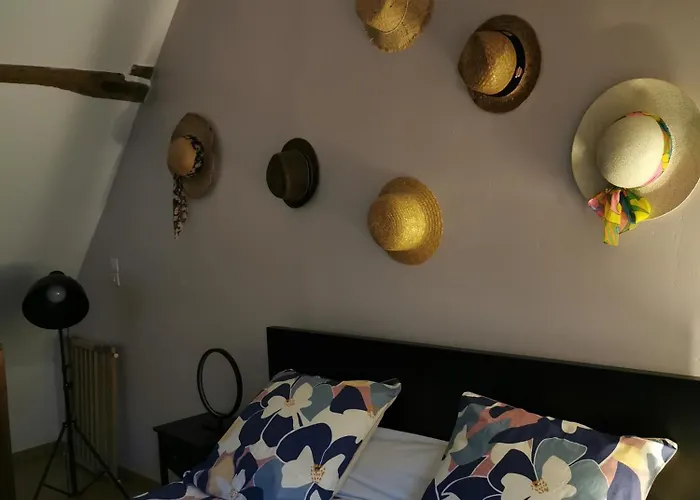 La Maison D'yvonne * La Bouille